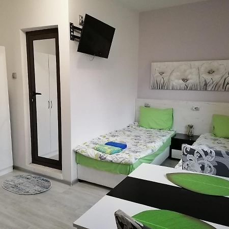 Студио Vratsa Luaran gambar