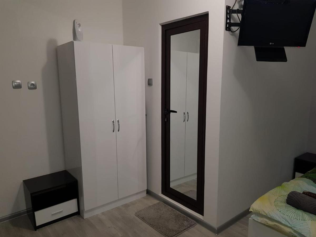 Студио Vratsa Luaran gambar