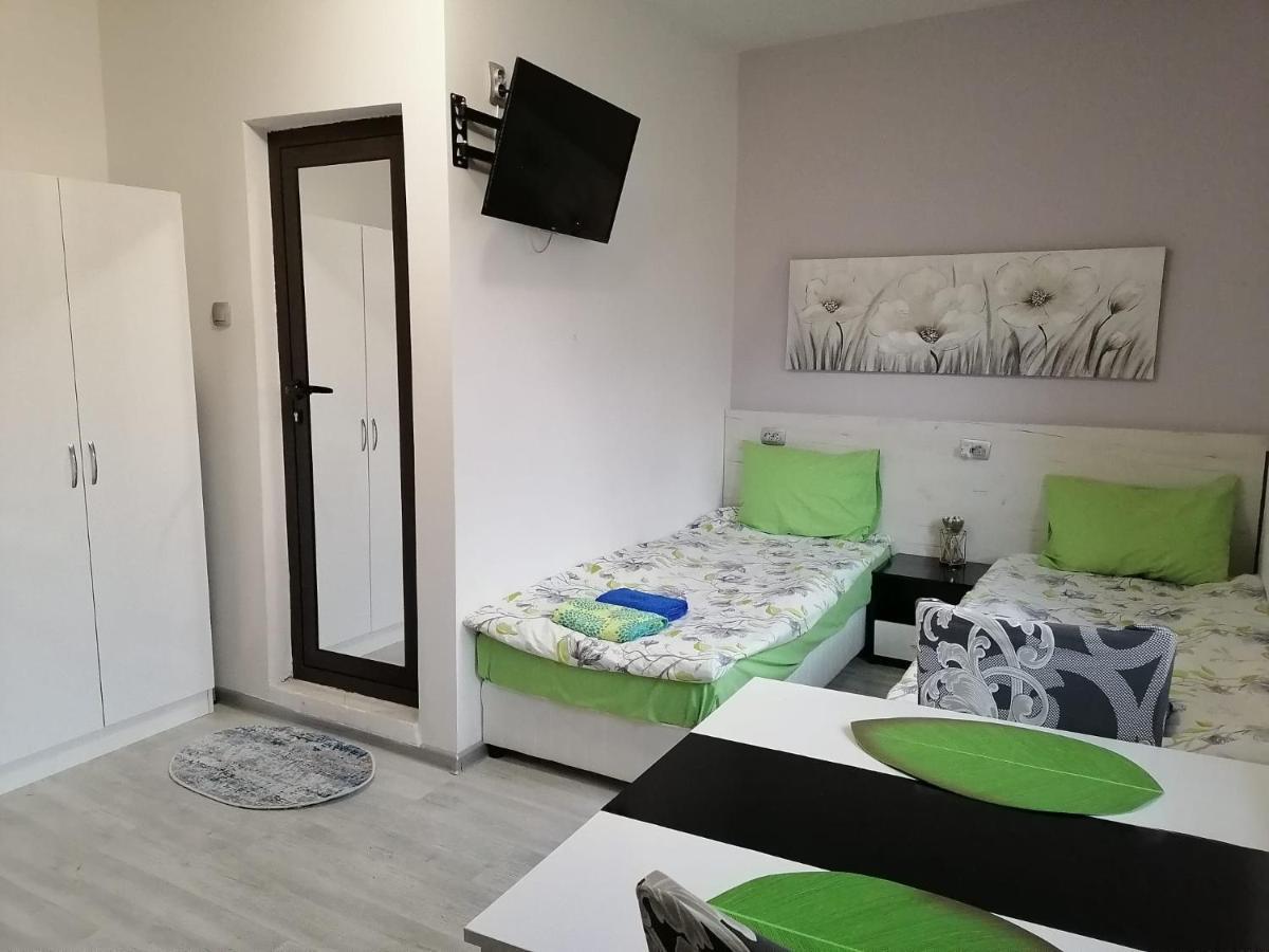Студио Vratsa Luaran gambar